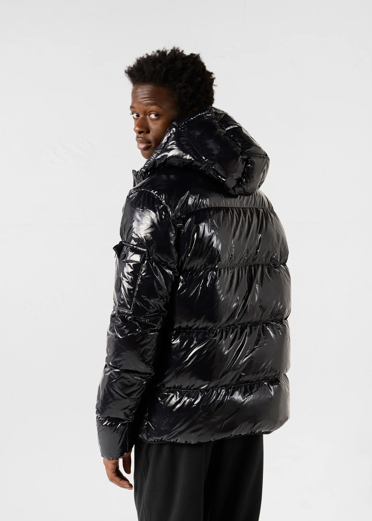 Doudoune à capuche Grand Froid Noir Java laquée - Image 4