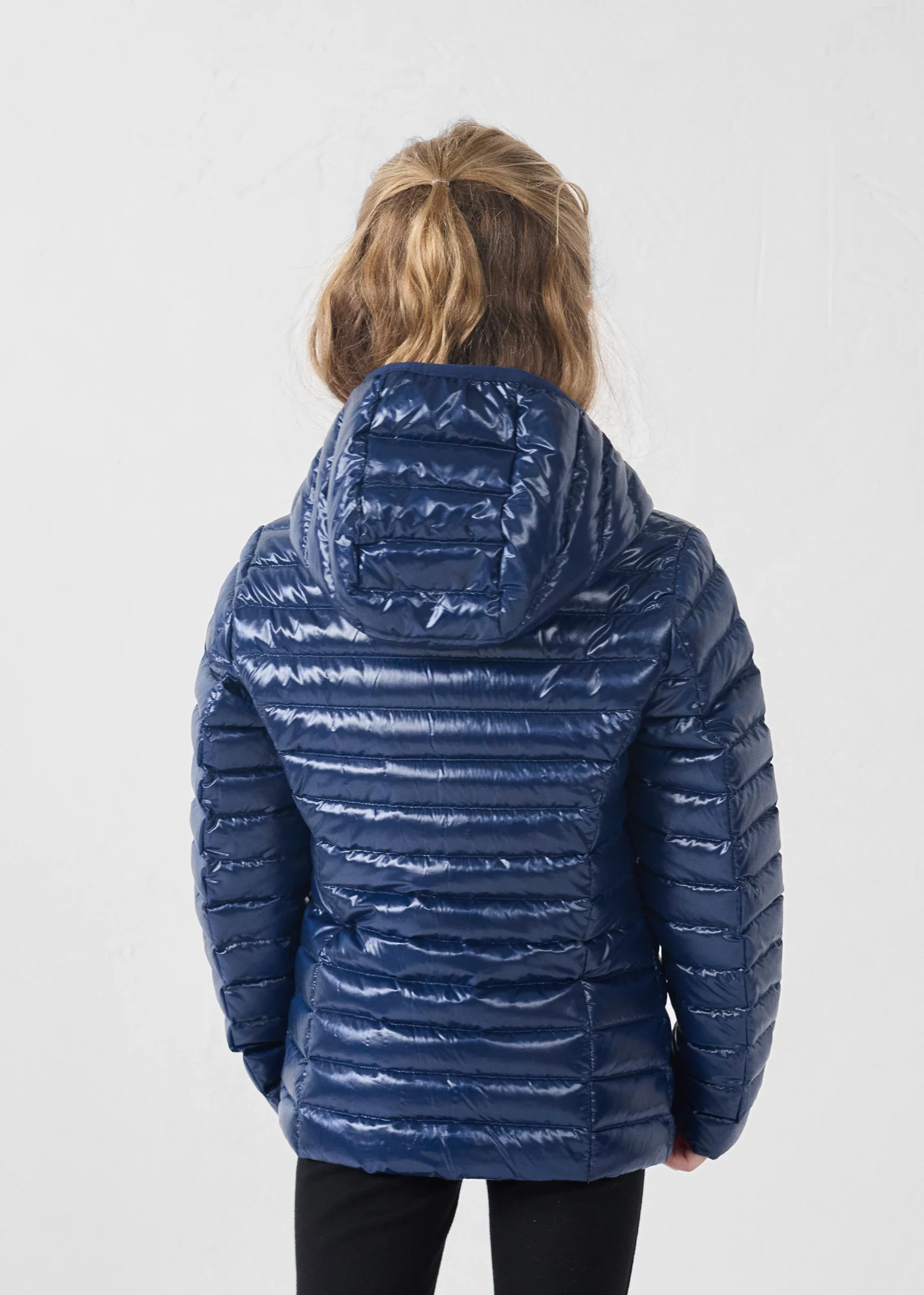 Doudoune légère à capuche enfant Marine Carla shiny - Image 4