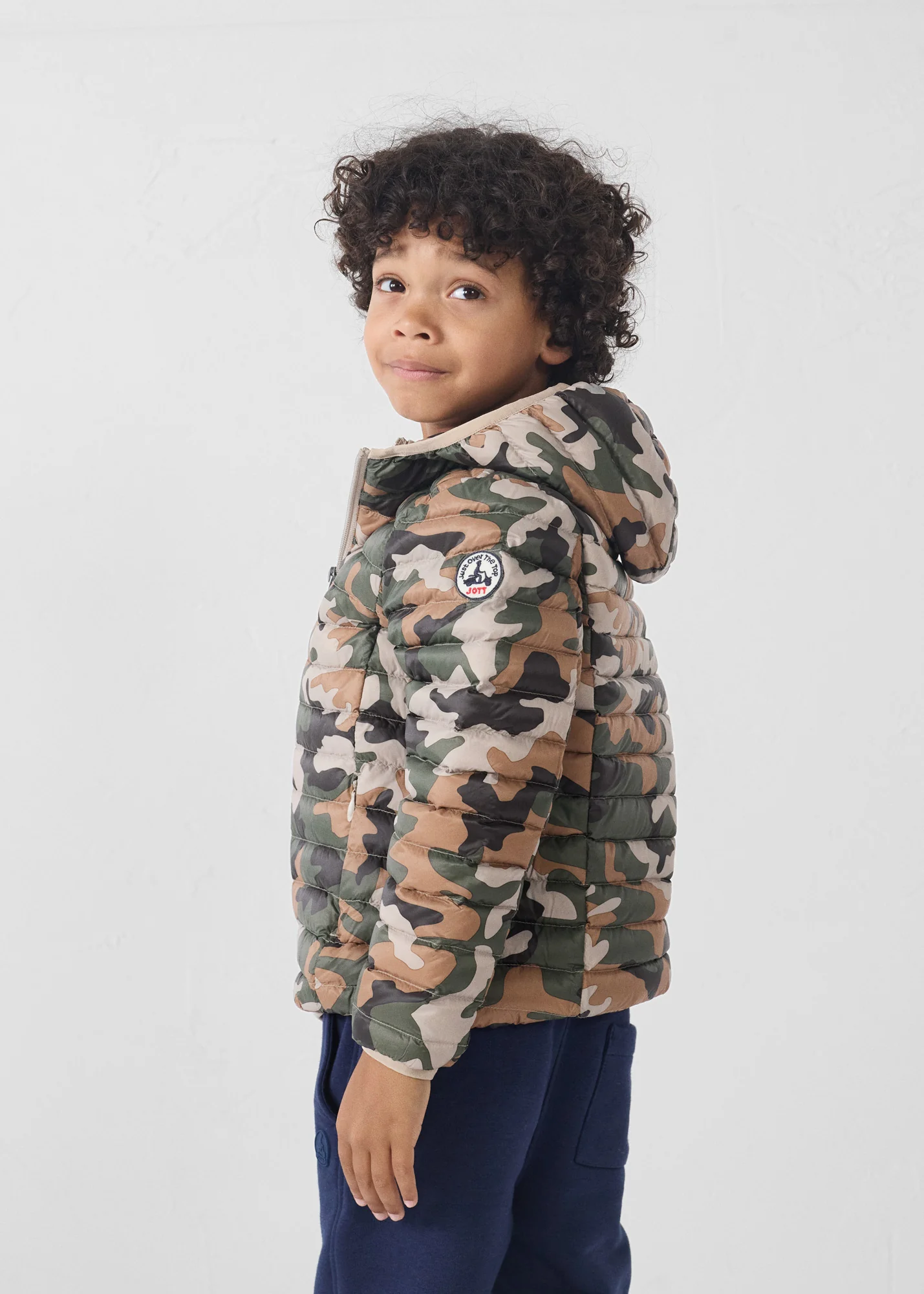Doudoune légère à capuche enfant Camo sucre roux Hugo print - Image 5