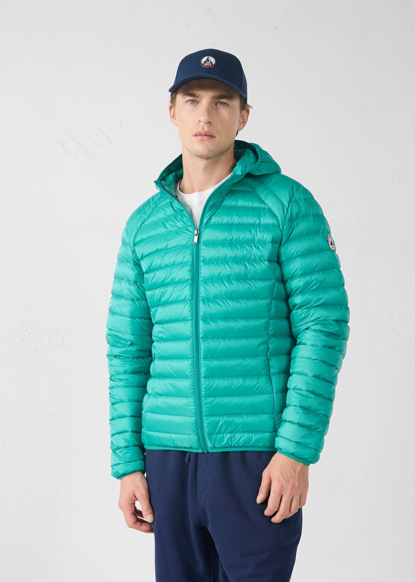 Doudoune légère à capuche Vert persan Nico - Image 9