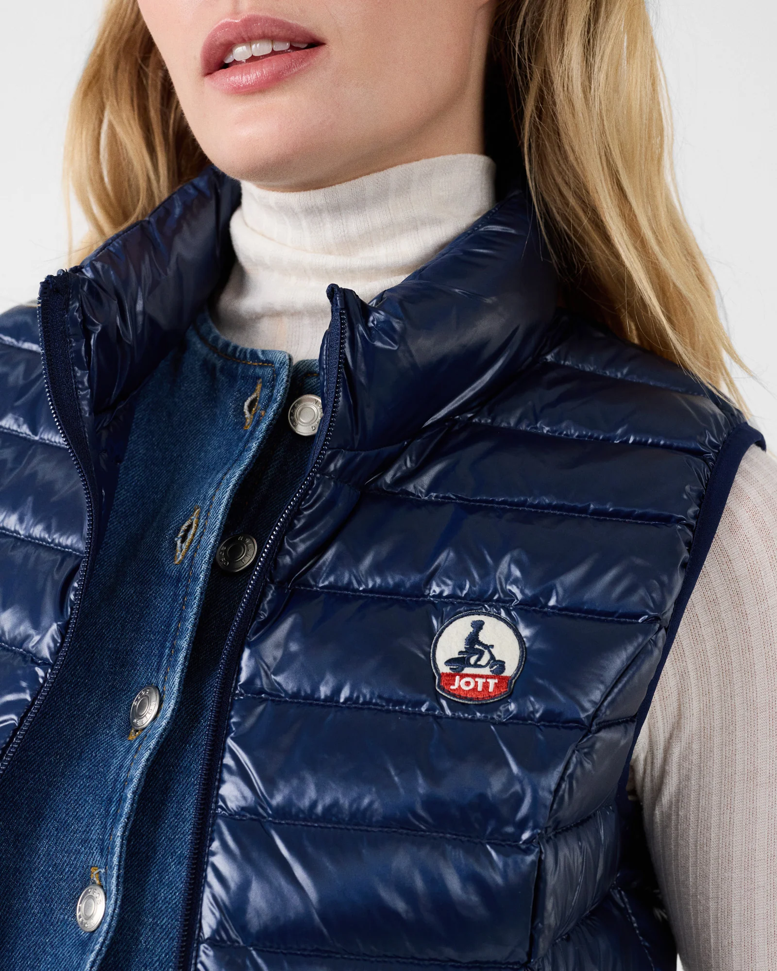 Doudoune légère sans manches Marine Seda shiny - Image 5