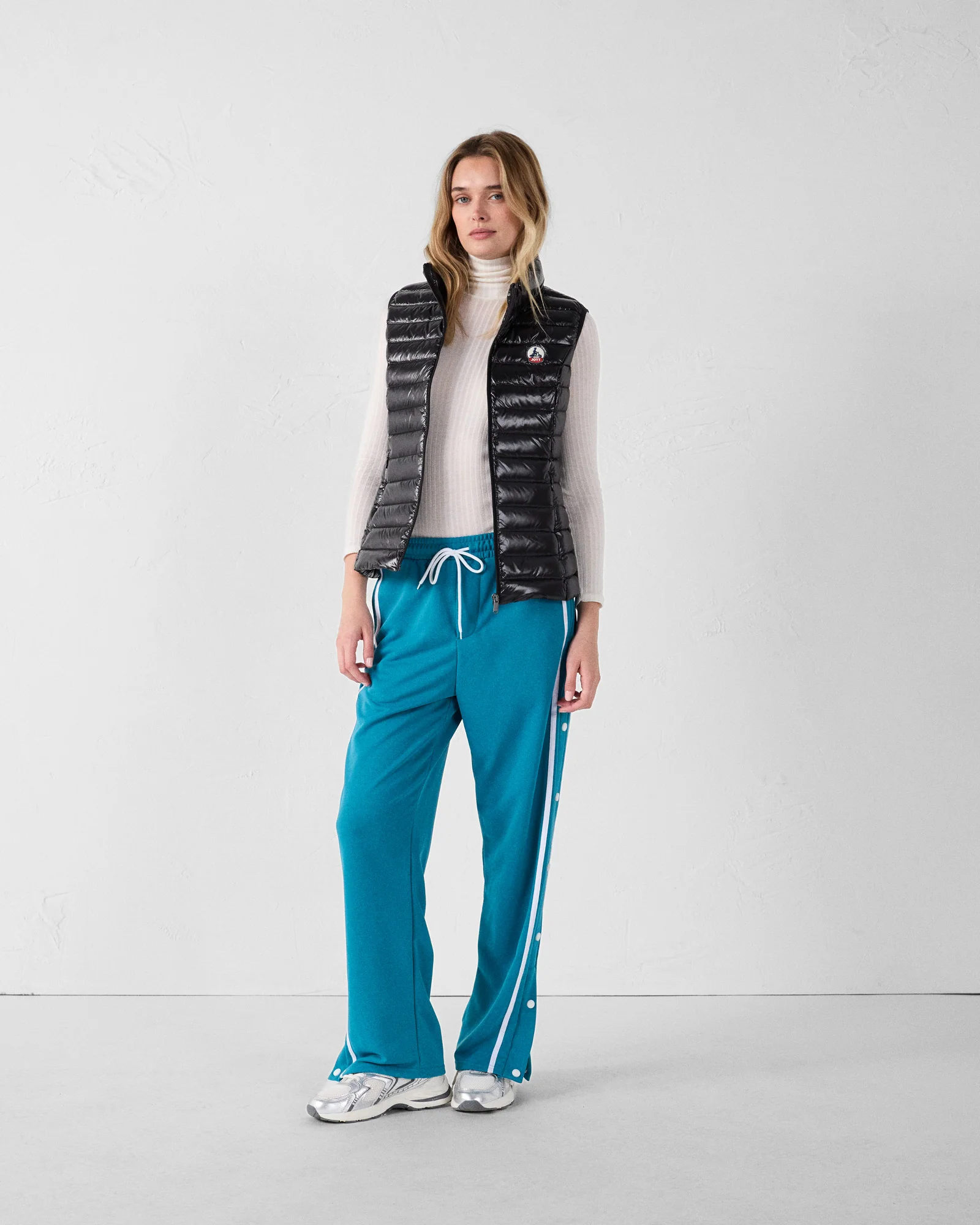 Doudoune légère sans manches Noir Seda shiny - Image 3